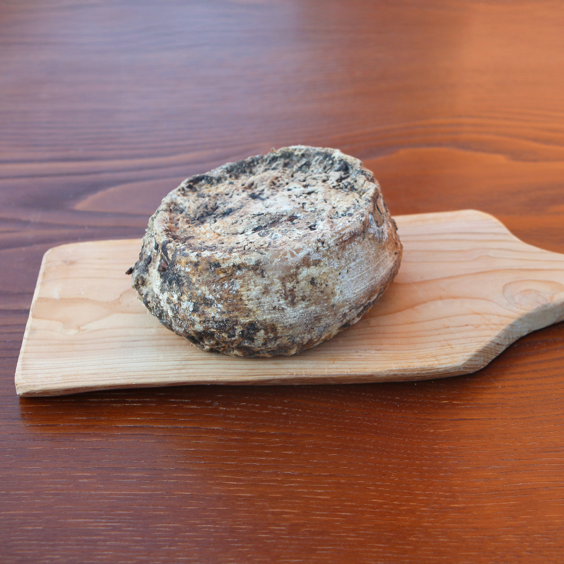 Pecorino affinato alla Vinaccia Pecorino affinato alla Vinaccia